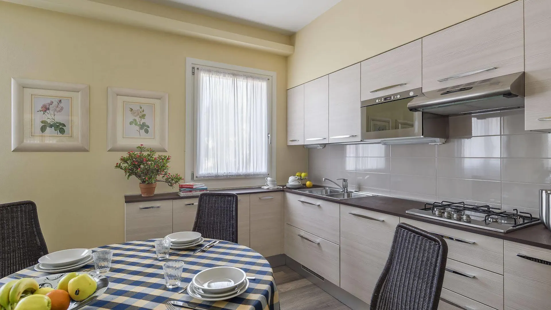 Palazzo Brando - Living Apartments Тревизо Италия