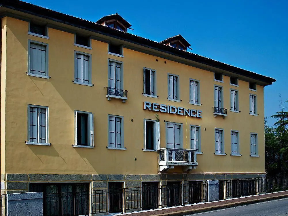 Palazzo Brando - Living Apartments Тревизо