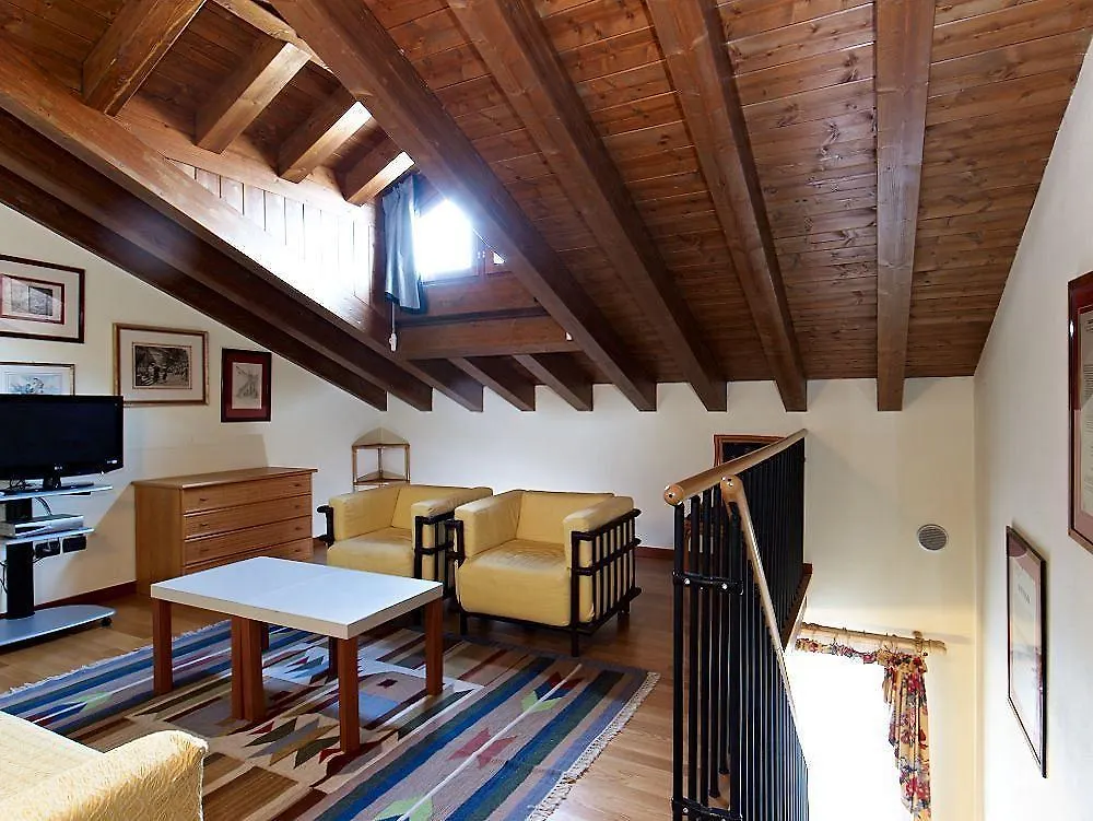 Palazzo Brando - Living Apartments Тревизо 0*,  Италия