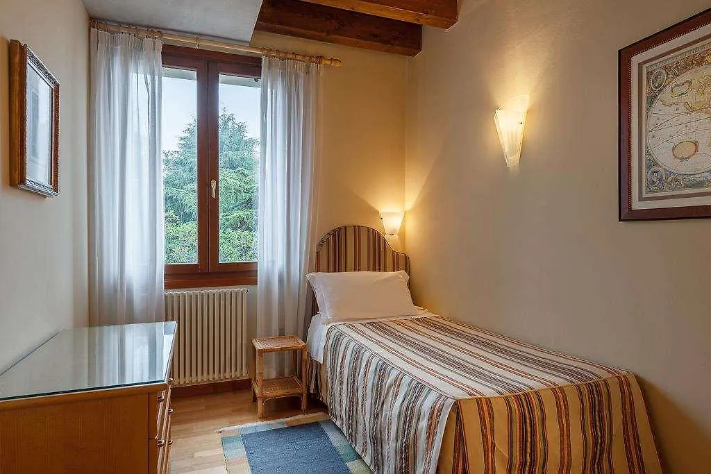 Palazzo Brando - Living Apartments Тревизо